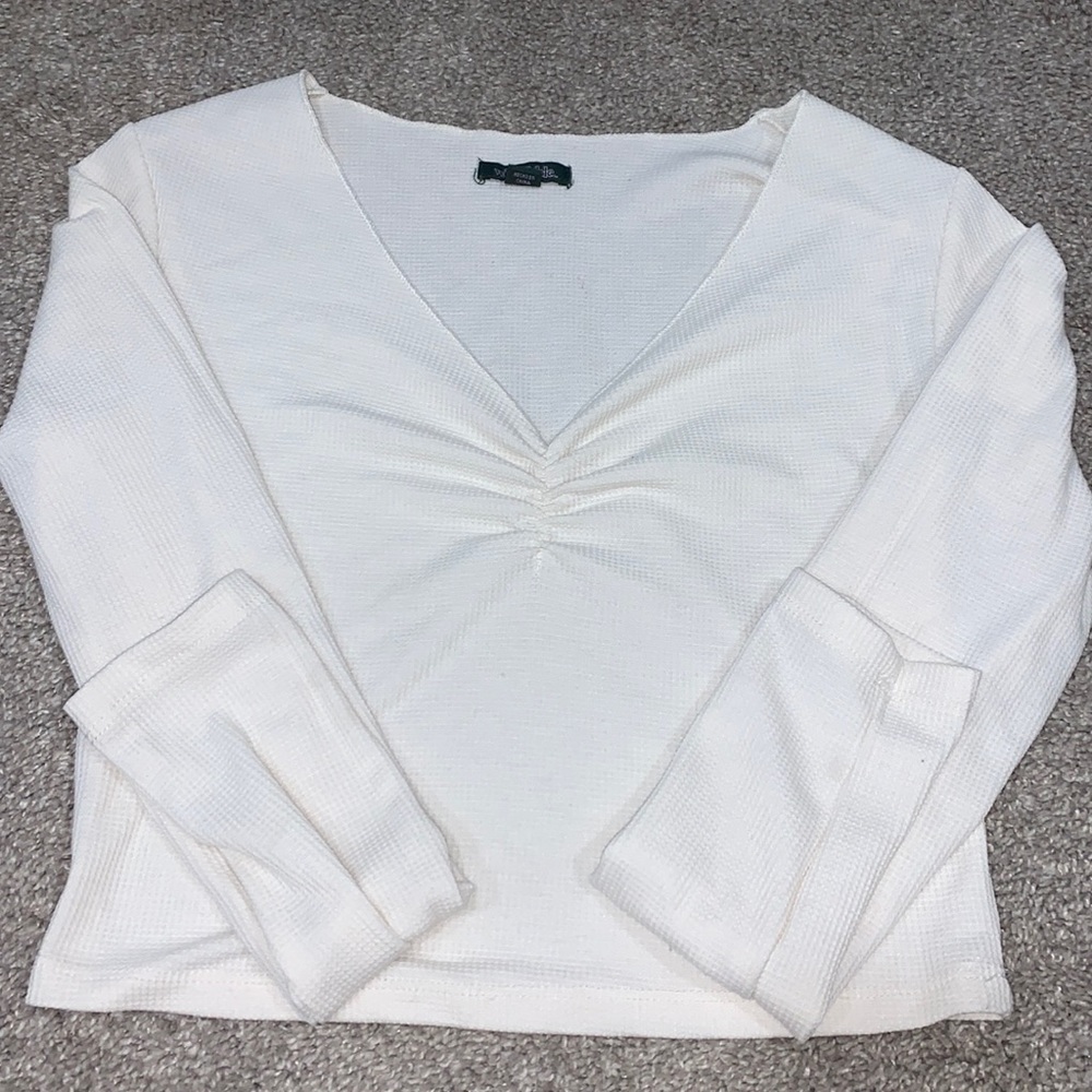 V neck cropped long sleeve